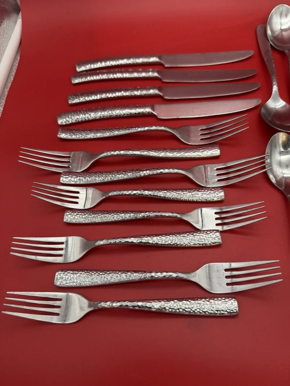 Use Cutlery And Flatware